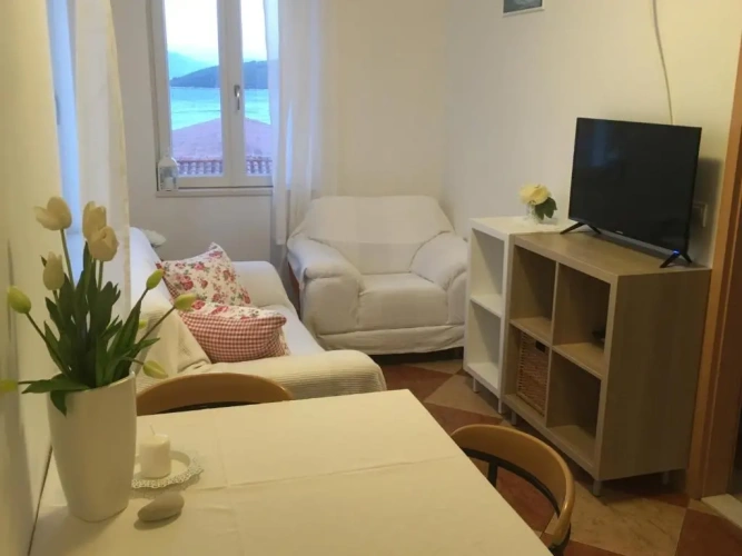 1 Bedroom Apartment with sea view