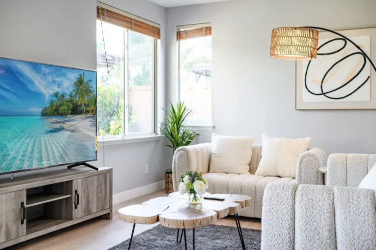 Bright Designer Home w Pool Near Everything