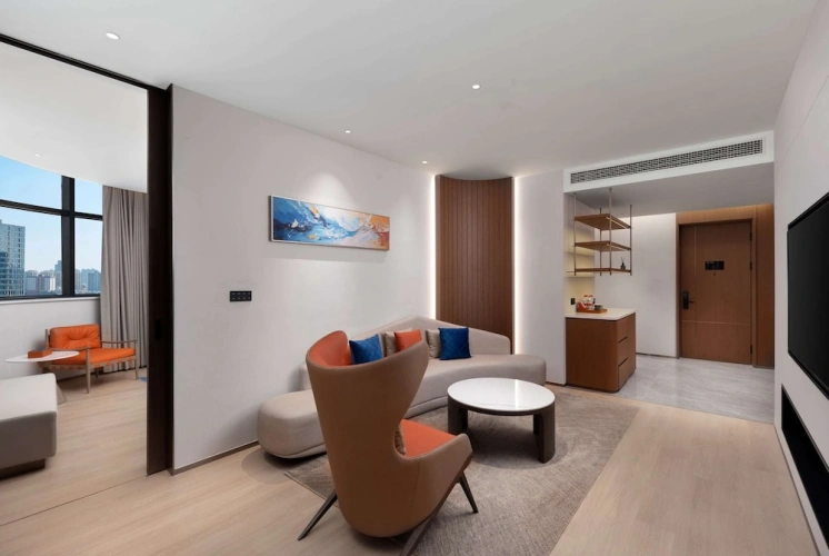 Deluxe Double Suite with city view