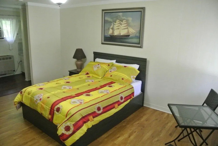Gold Pine Inn Motel