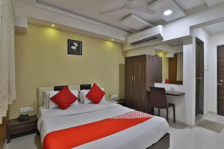 Hotel Acropole by OYO