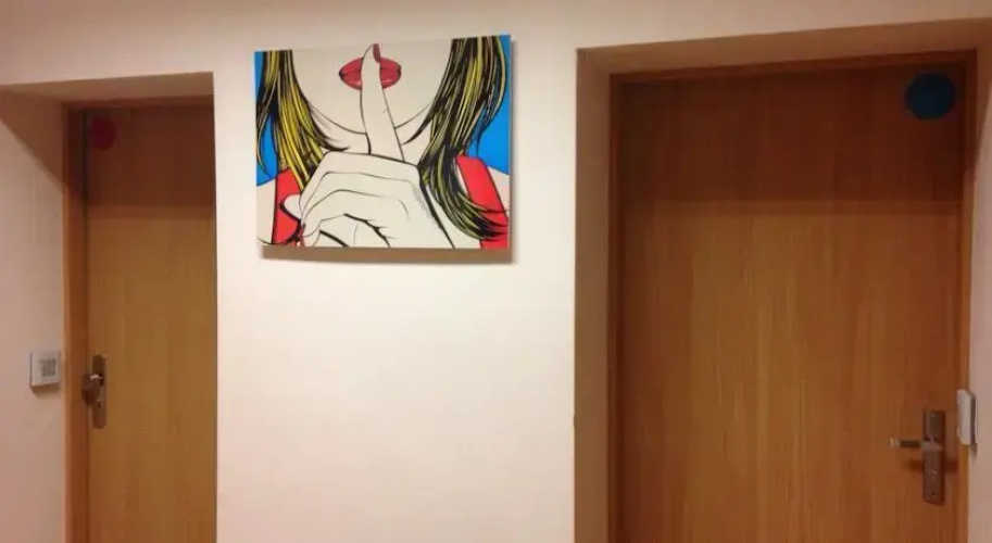 Ochhostel