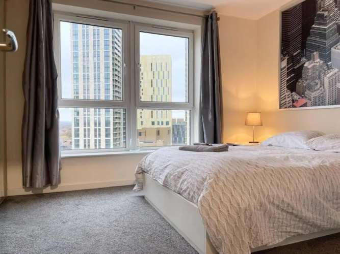 LUXURY APARTMENT, SAUNA, GYM, 24hrs Concierge