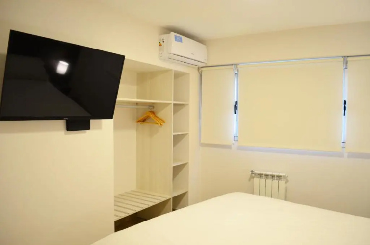 Hotel Bait