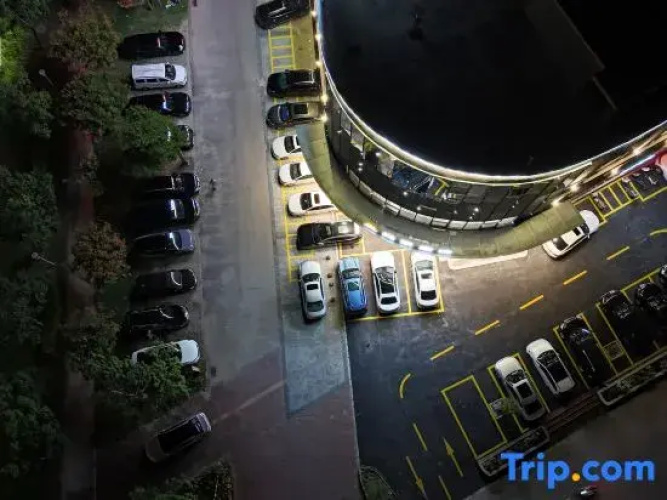 Shangjing Hotel