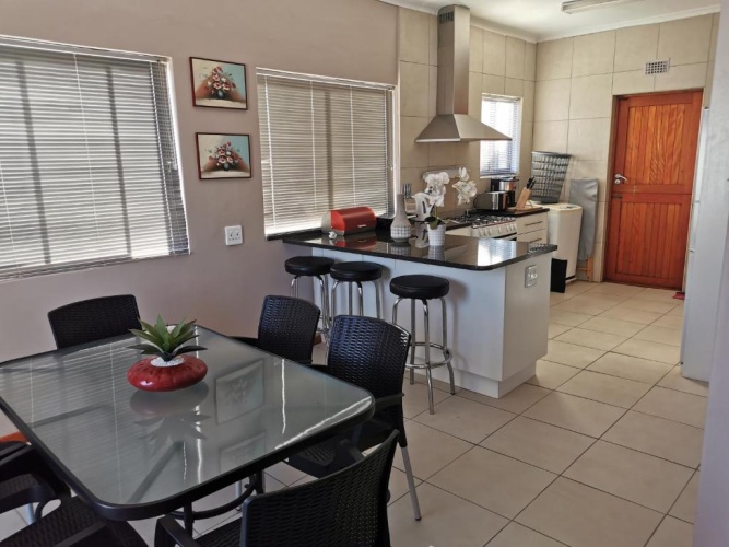 3 Bedrooms Cottage with view