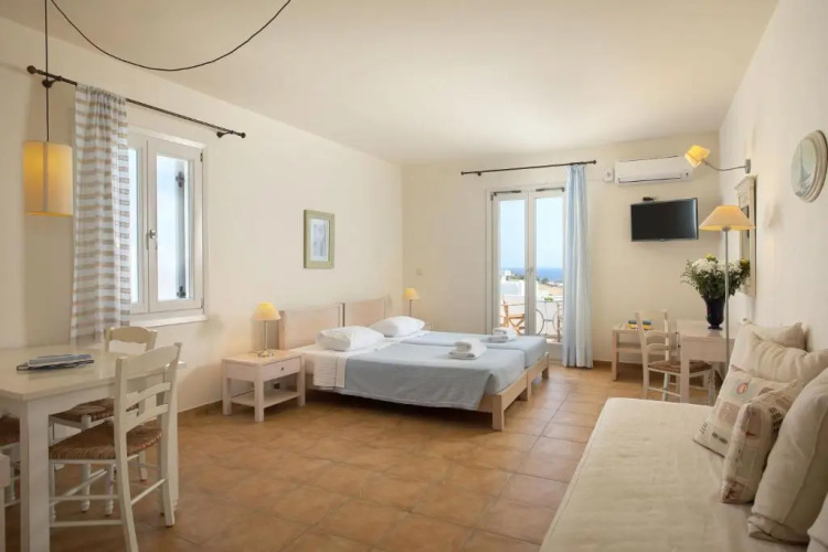 Aeolos Hotel