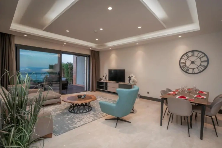 2 Bedrooms Double Villa