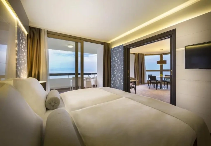 Suite with sea view