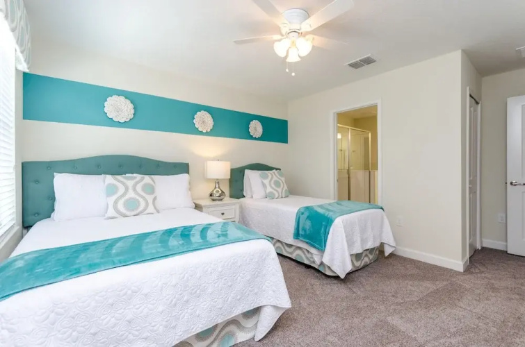 Gorgeous Home W/private Pool & Spa Sleeps 25!