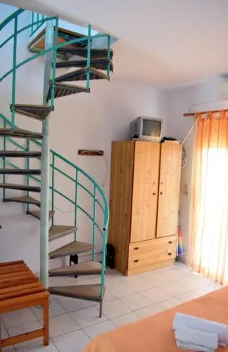House Mantesos
