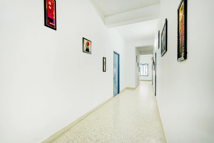 Hotel O Sky Blue Residency