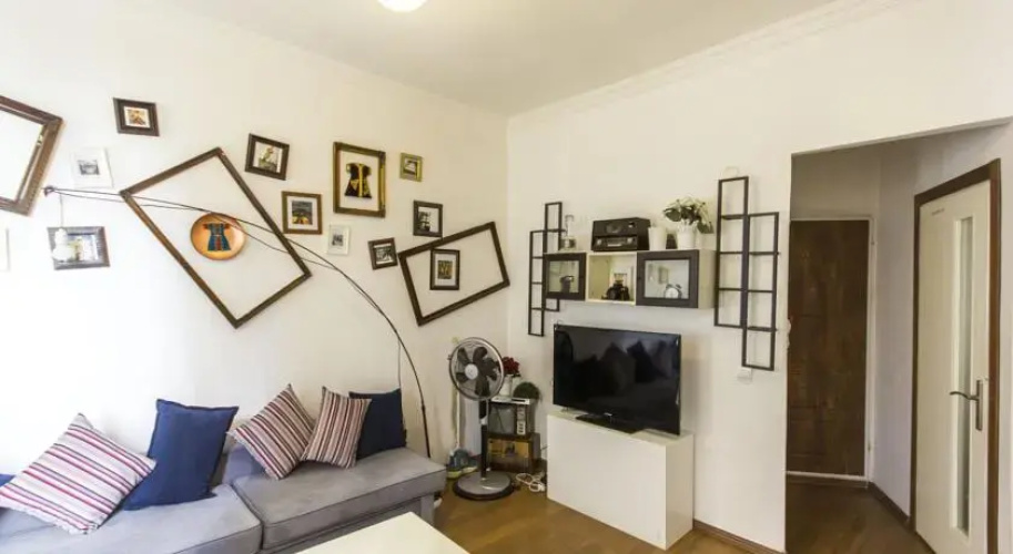 Athena Suites