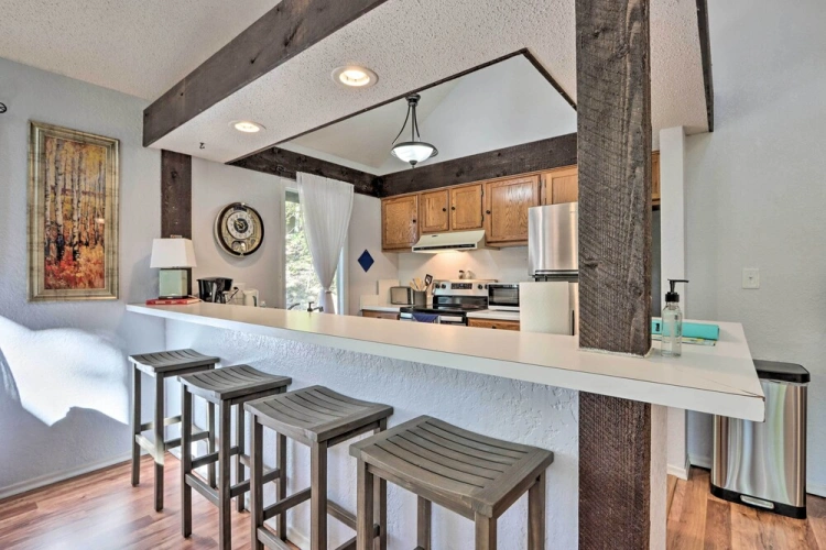 3 Bedrooms Cottage