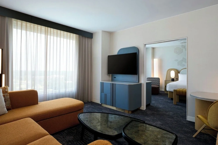 Deluxe Double Suite