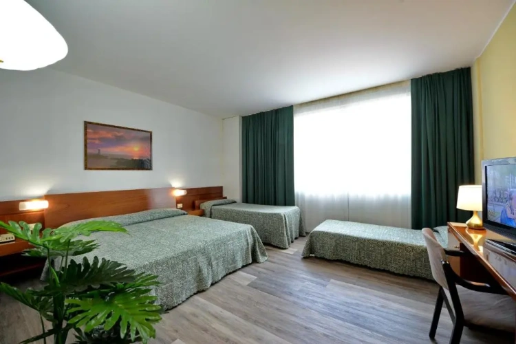 Standard Quadruple room