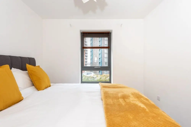 Bouverie Apartment