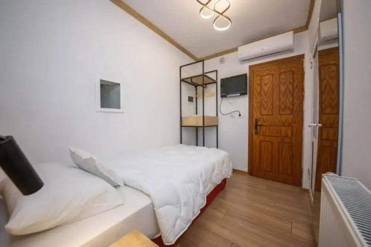 Standard Single room with city view