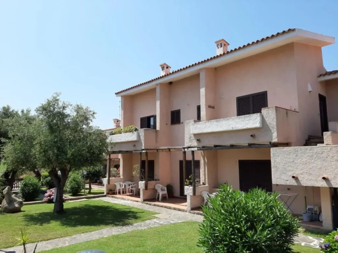 2 Bedrooms Cottage