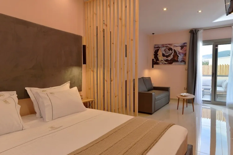 Executive Double Basement room