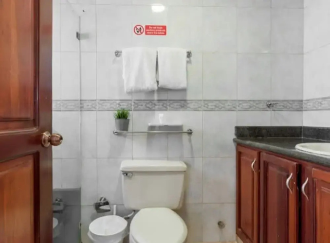 Apartment in Piantini Sleeps 12