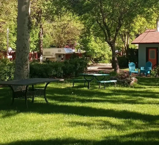 Happy Camp Cabins