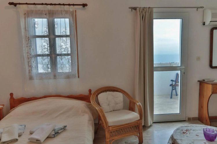 Stelios Rooms
