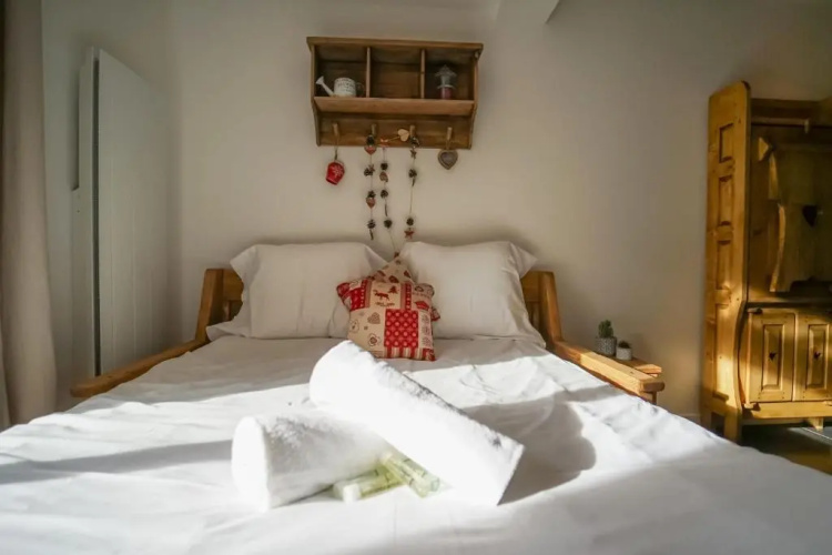 Le Petit Chalet - Studio Cosy à Lathuile pour 2 personnes