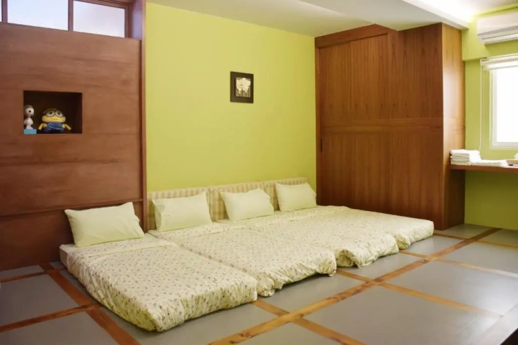 Standard Family room