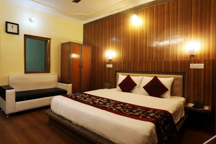 Hotel Moon