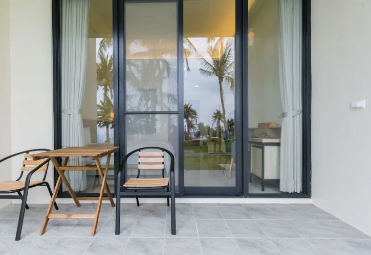 Superior Twin room with balcony and with sea view
