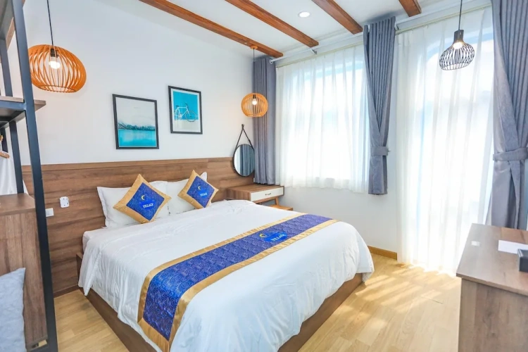 Superior Double room with city view