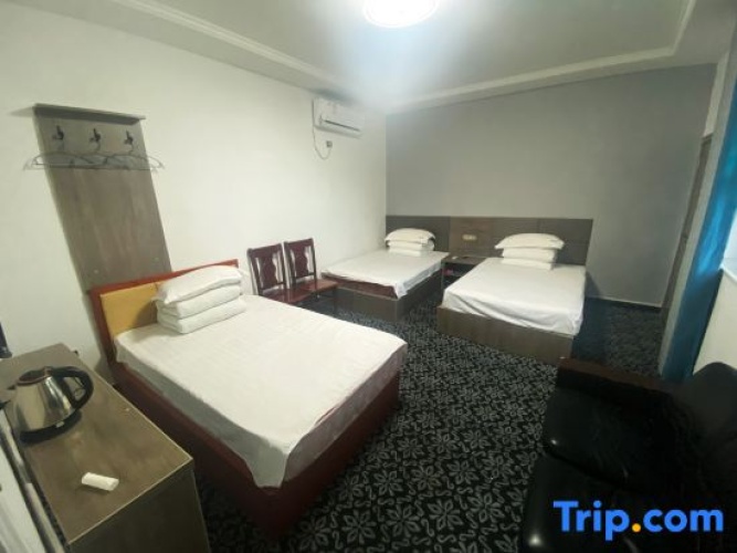 Business Triple room