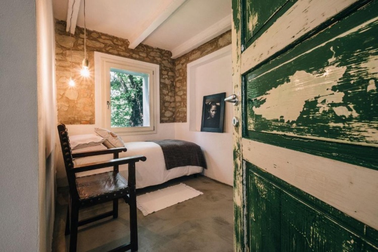 2 Bedrooms Cottage