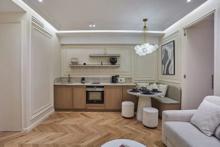 New/suite Air-conditioned Opera/louvre/ 2 Bedrooms