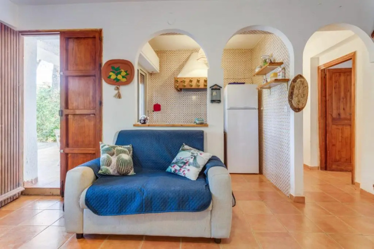 Scopello Flat with Panoramic Courtyard and Parking