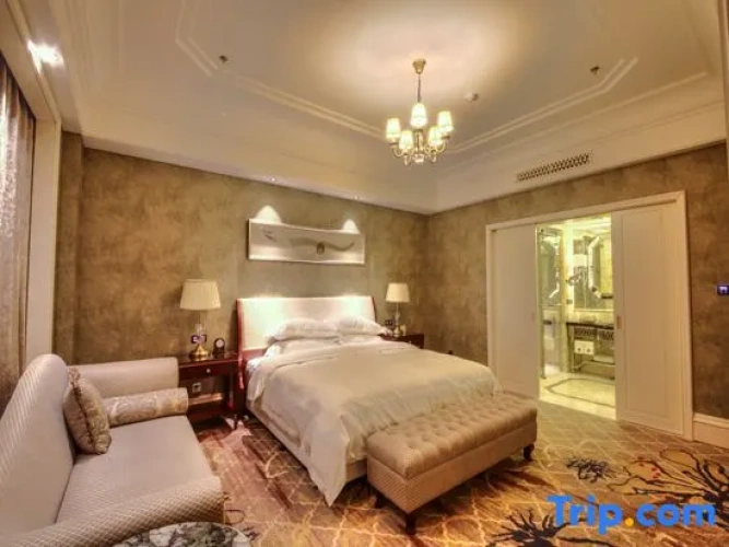 Premier Suite