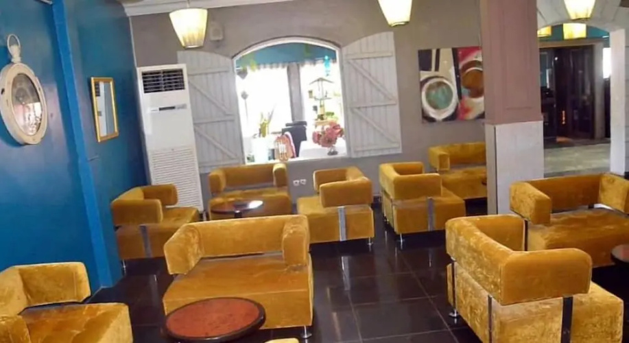 Le Relais