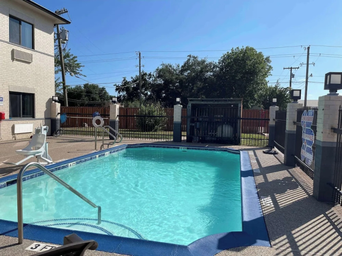 Days Inn Dickinson Tx