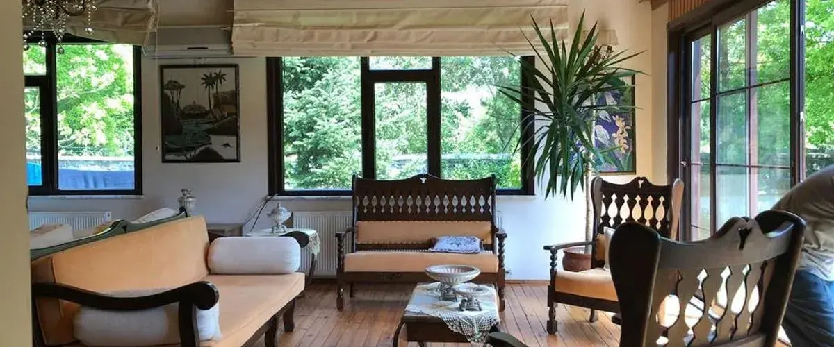 villa riva garden
