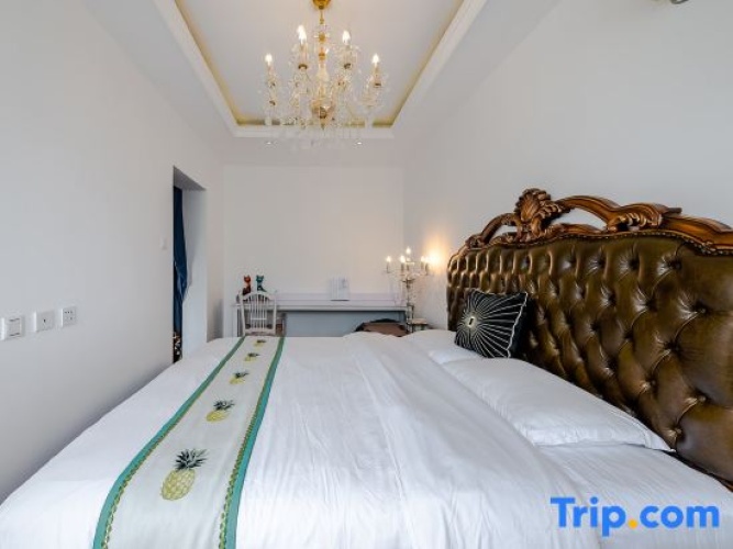 Classic Quadruple Suite
