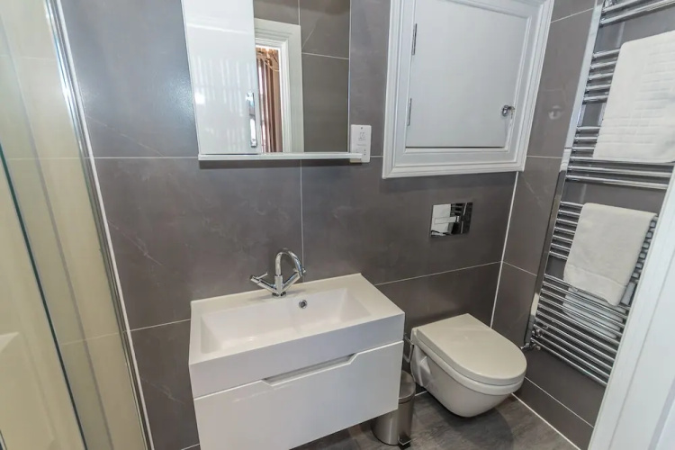 3 Bed- The Regency Suite