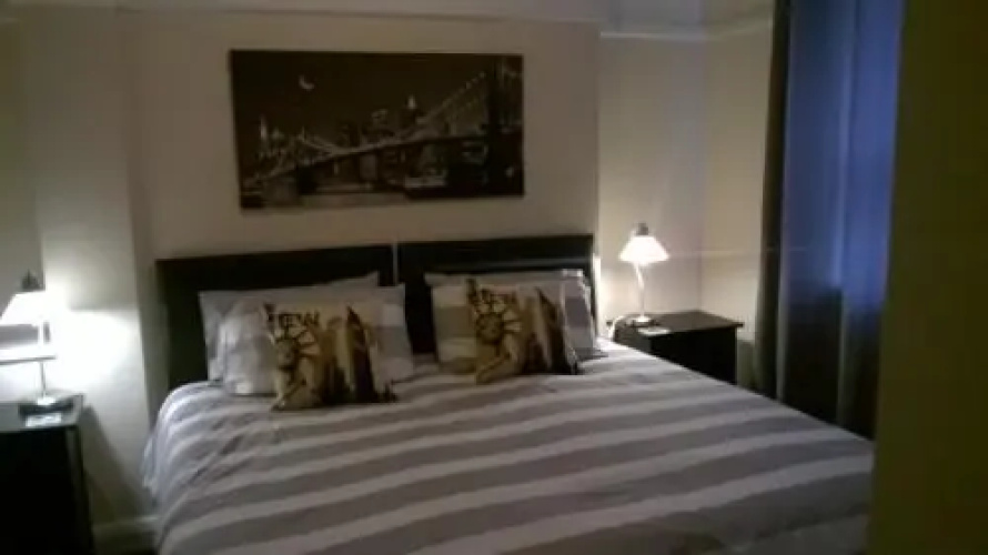 Upton Arms Hotel