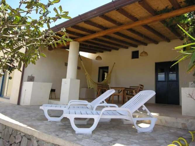 2 Bedrooms Villa