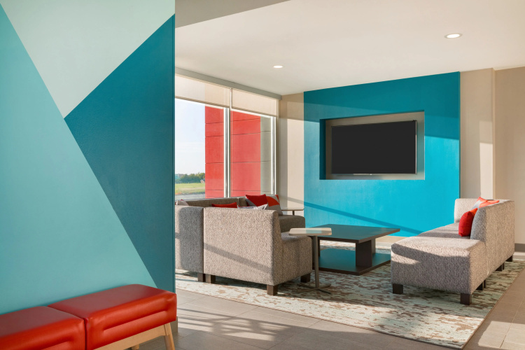 avid hotel Hays by IHG