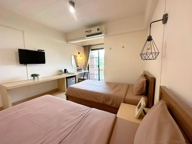 I-Home Residence and Hotel