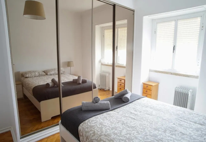 Spacious 2 Bedroom Apartment in Belém