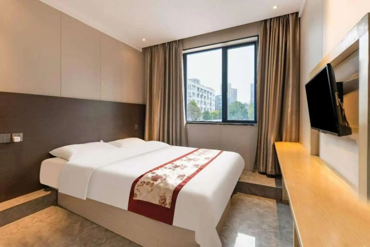 Liufeng Express Hotel