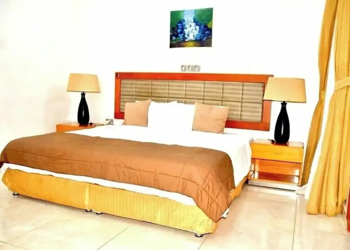 Hillview Apartments