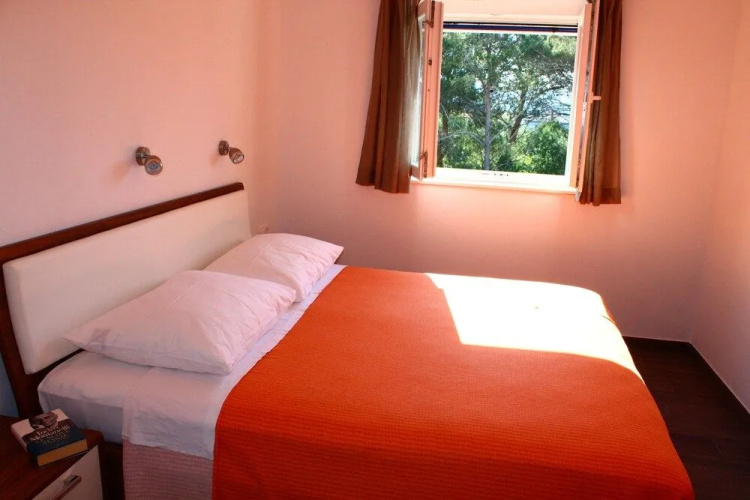 Gorgonia Suites
